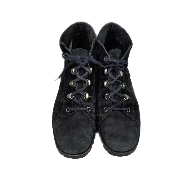 Talbots Iceland EUC Womens 7 Black Suede Lace Up Bombat Boots - Picture 5 of 10